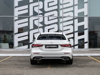2021 Mercedes-Benz E-Класс 220 d V (W213, S213, C238) Рестайлинг, белый, 4200000 рублей, вид 4