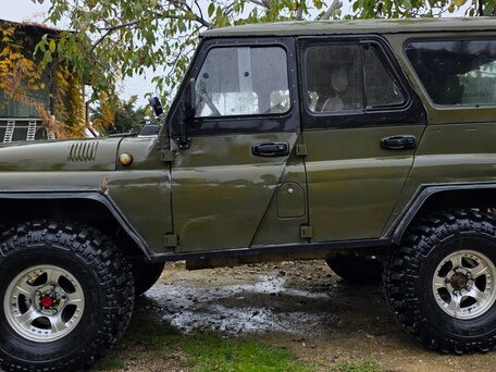2001 УАЗ 315142, зелёный, 439999 рублей, вид 2