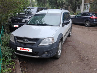 2017 Lada (ВАЗ) Largus Cross I, белый, 950000 рублей, вид 2