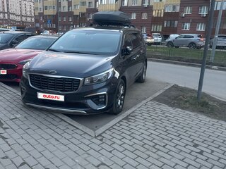 2018 Kia Carnival III, серый, 2800000 рублей, вид 3