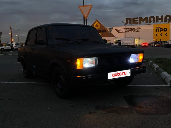 1993 Lada (ВАЗ) 2105, красный, 70000 рублей