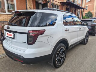 2013 Ford Explorer Sport V, белый, 2350000 рублей, вид 4