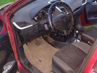 2008 Peugeot 207 I, красный, 150000 рублей, вид 4