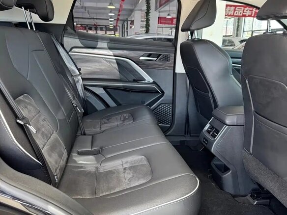 2023 Haval H6 II Рестайлинг, чёрный, 1276300 рублей - вид 11
