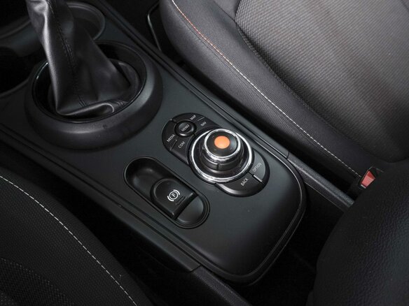 2019 Mini Countryman Cooper S E II, чёрный, 2160000 рублей - вид 13