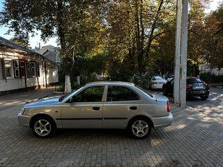 2002 Hyundai Accent II, серебристый, 235000 рублей, вид 4
