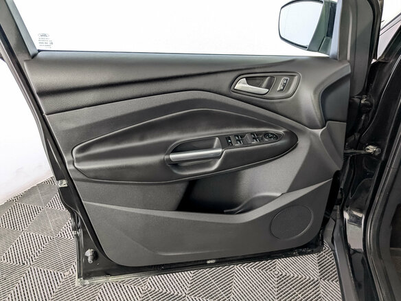 2015 Ford Kuga II, чёрный - вид 18