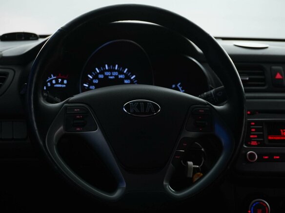 2017 Kia Rio III Рестайлинг, серебристый - вид 11