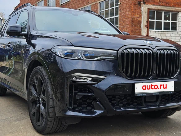 2021 BMW X7 30d I (G07), чёрный, 9300000 рублей