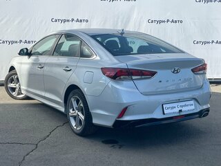 2019 Hyundai Sonata VII (LF) Рестайлинг, серебристый, 1750000 рублей, вид 4