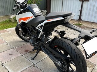 2021 KTM 390 Duke, белый, 500000 рублей, вид 2