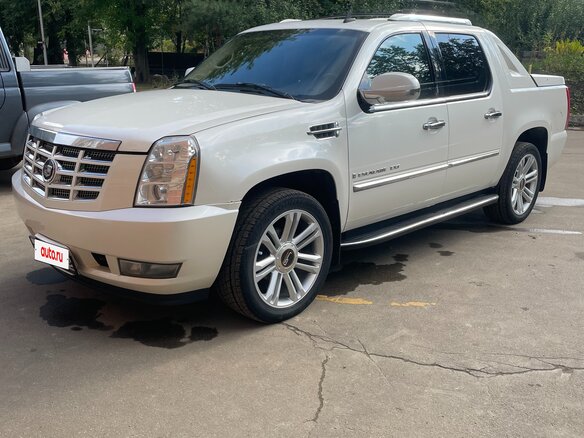 2006 Cadillac Escalade EXT III, белый, 3100000 рублей - вид 1