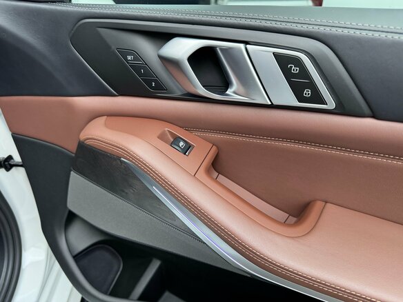 2021 BMW X5 40i IV (G05/G18), белый, 6545000 рублей - вид 29