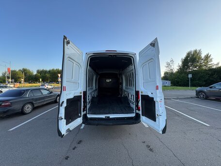 2017 Ford Transit, белый, 2300000 рублей, вид 2