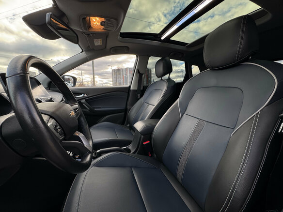 2023 Chevrolet Tracker IV, чёрный, 2265000 рублей - вид 12