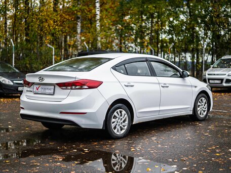 2016 Hyundai Elantra VI (AD), белый, 1020000 рублей, вид 2