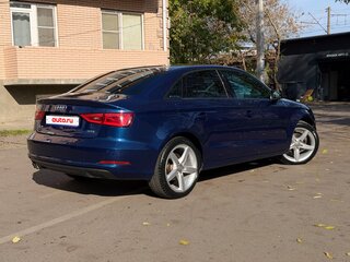2015 Audi A3 III (8V), синий, 1600000 рублей, вид 3