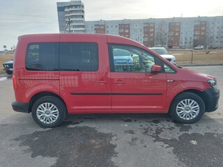 2019 Volkswagen Caddy IV, красный, 1700000 рублей, вид 3