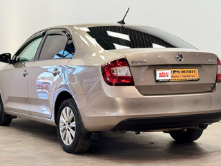 2017 Skoda Rapid I Рестайлинг, бежевый, 940000 рублей, вид 3