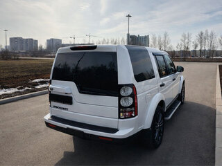 2016 Land Rover Discovery IV Рестайлинг, белый, 2500000 рублей, вид 5