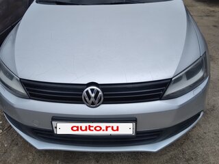2012 Volkswagen Jetta VI, серебристый, 1430000 рублей, вид 2