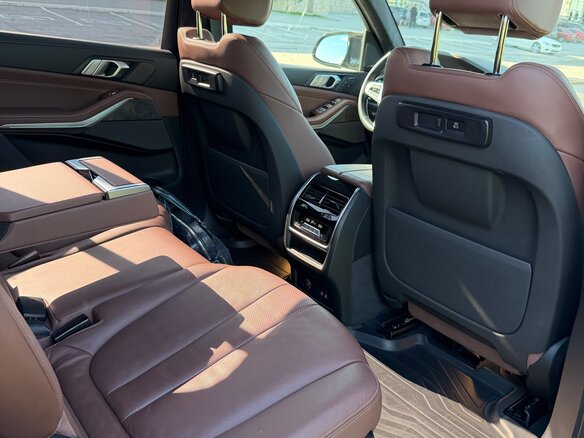 2019 BMW X7 40i I (G07), чёрный, 6970000 рублей - вид 17