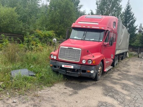 1998 Freightliner Century Class, красный, 1050000 рублей, вид 2