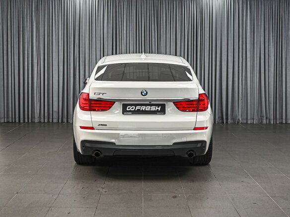 2012 BMW 5 серии Gran Turismo 535i xDrive VI (F10/F11/F07), белый, 2479000 рублей - вид 3