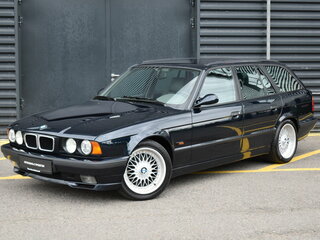 1995 BMW 5 серии 540i III (E34), синий, 3950000 рублей, вид 1