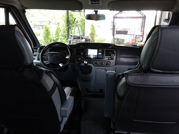 2010 Ford Transit, серебристый, 2000000 рублей - вид 4