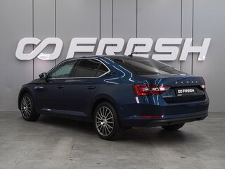 2019 Skoda Superb III Рестайлинг, синий, 2406000 рублей, вид 2