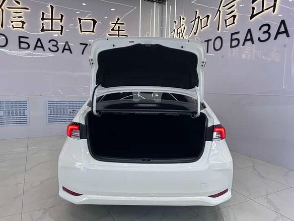 2023 Toyota Corolla XII (E210), белый, 1840000 рублей - вид 12