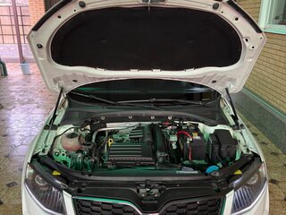 2017 Skoda Octavia III (A7), белый, 1100000 рублей, вид 2