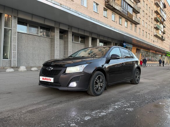 2015 Chevrolet Cruze I Рестайлинг, коричневый, 629000 рублей