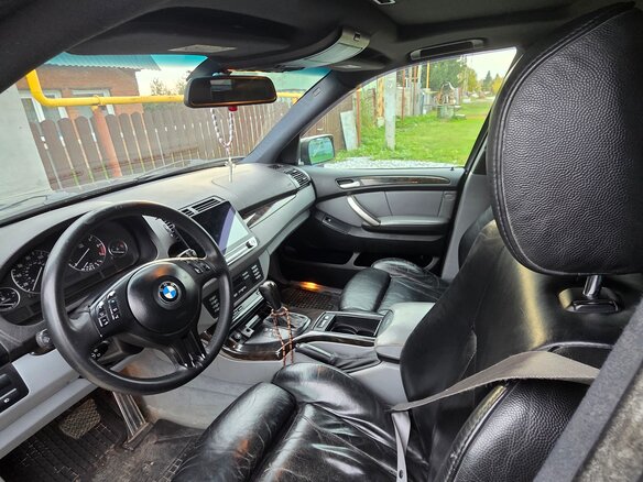 2004 BMW X5 4.4i I (E53) Рестайлинг, чёрный, 900000 рублей - вид 4