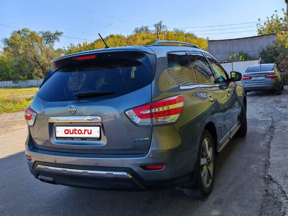 2015 Nissan Pathfinder IV, серый, 899999 рублей - вид 3