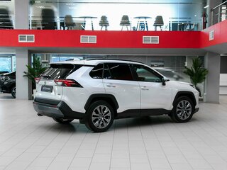 2022 Toyota RAV4 V (XA50), белый, 3350000 рублей, вид 2
