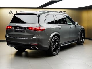 2026 Mercedes-Benz GLS 450 II (X167) Рестайлинг, серый, 18170000 рублей, вид 4