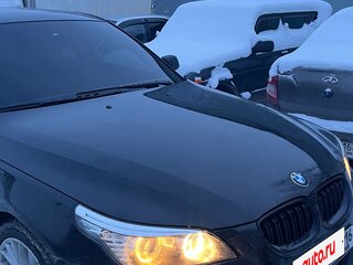 2005 BMW 5 серии 525i V (E60/E61), чёрный, 1350000 рублей, вид 3