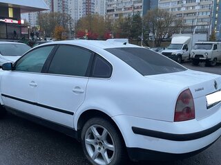 2001 Volkswagen Passat B5 Рестайлинг, белый, 291000 рублей, вид 3