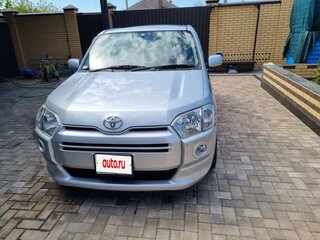 2015 Toyota Succeed I Рестайлинг, серебристый, 1400000 рублей, вид 4