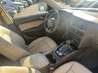 2012 Audi Q5 I (8R) Рестайлинг, белый, 1579000 рублей, вид 5