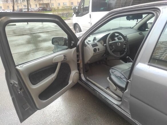 2005 Volkswagen Pointer, серый, 180000 рублей - вид 3