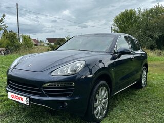 2011 Porsche Cayenne Diesel II (958), синий, 2250000 рублей, вид 2