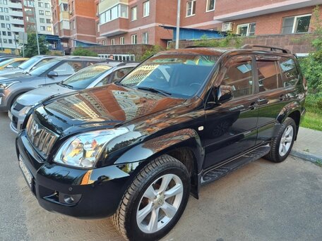 2008 Toyota Land Cruiser Prado 5-speed 120 Series Рестайлинг, чёрный, 2500000 рублей, вид 1