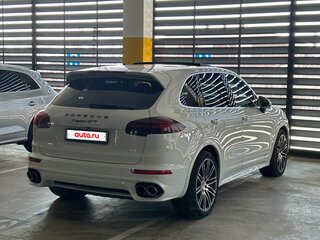 2015 Porsche Cayenne GTS II Рестайлинг (958), белый, 6100000 рублей, вид 1