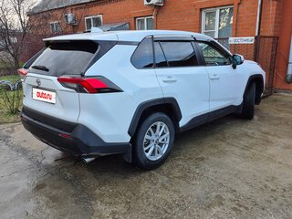 2020 Toyota RAV4 V (XA50), белый, 3050000 рублей, вид 5