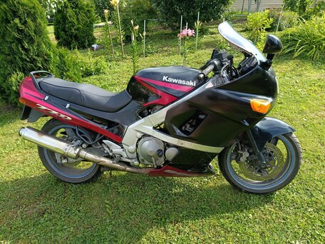 1990 Kawasaki ZZR 600, чёрный, 200000 рублей, вид 4