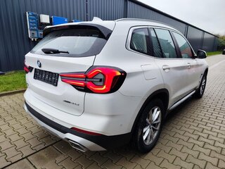 2021 BMW X3 20d xDrive III (G01) Рестайлинг, белый, 6400000 рублей, вид 3