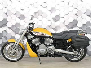 2005 Harley-Davidson V-Rod, жёлтый, 759000 рублей, вид 2